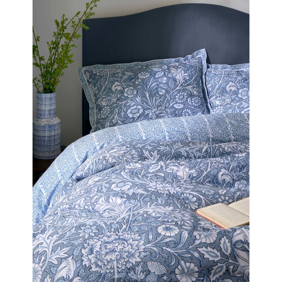 William Morris At Home Pure Cotton Frieze Double Bough Bedding Set Medium Blue Mix – image 4