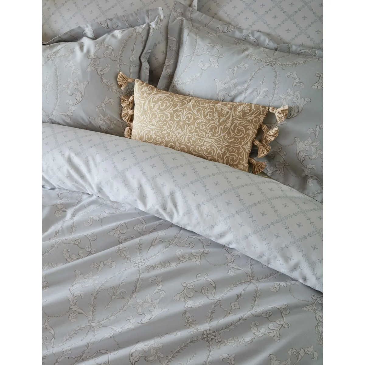 Historic Royal Palaces Pure Cotton Sateen Tijou Bedding Set Light Blue Mix – image 2