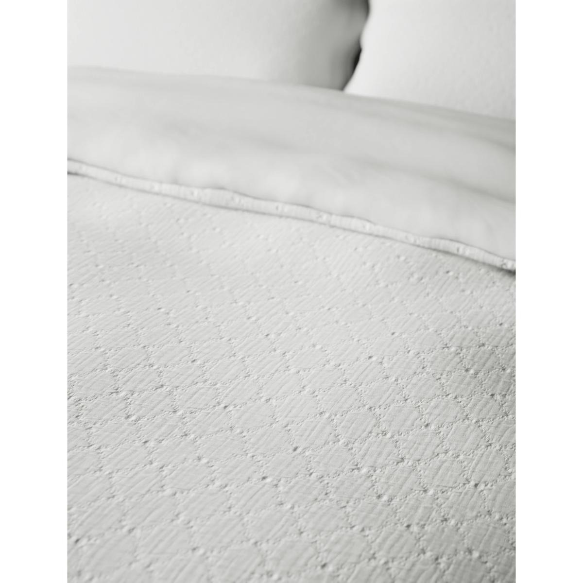 M&S Pure Cotton Trellis Matelassé Bedding Set - SGL - White, White – image 4