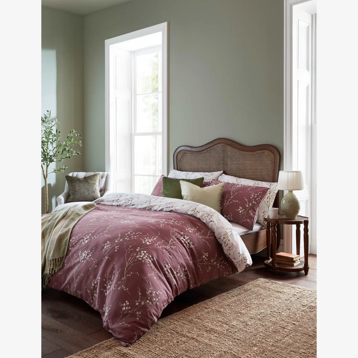 Laura Ashley Pure Cotton Sateen Pussy Willow Bedding Set Purple Mix – image 1