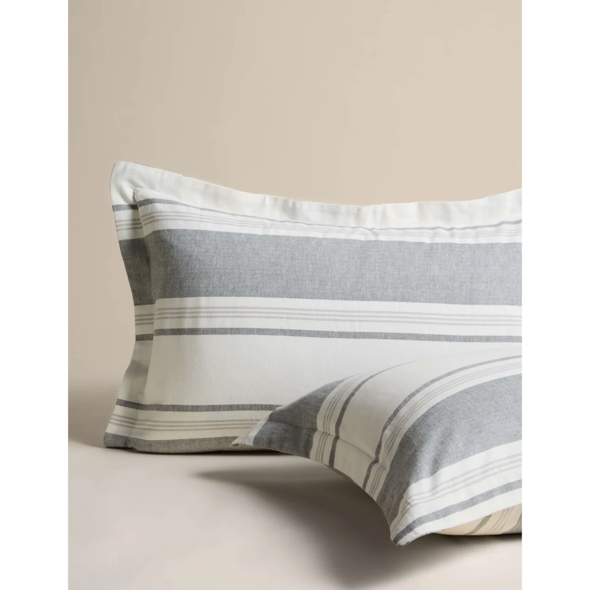 M&S Brushed Cotton Yarn Dye Bedding Set Marble – image 3