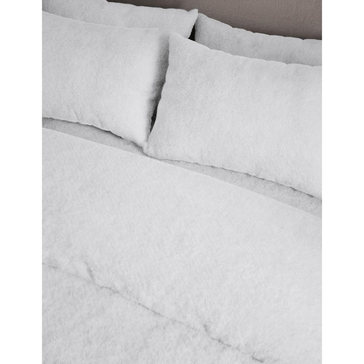 M&S Collection Teddy Fleece Bedding Set - 5FT - Neutral, Neutral,Biscuit,Grey,White,Charcoal,Chocolate,Burgundy,Forest Green – image 5