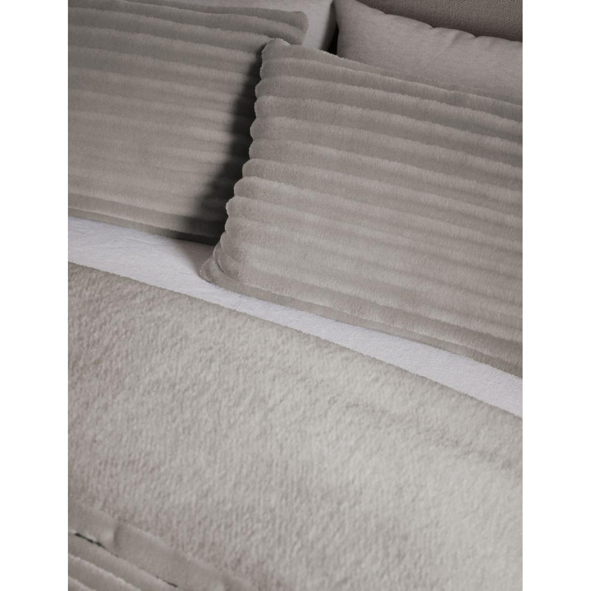 M&S Cloud Fleece Ribbed Bedding Set - 5FT - Grey, Grey,Natural – image 4