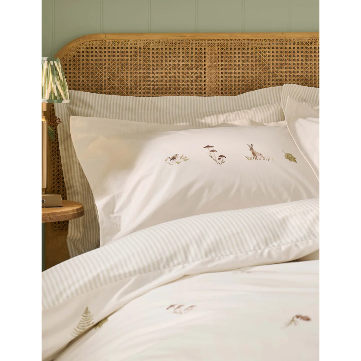 Sophie Allport 200 Thread Count Autumn Foraging Bedding Set White Mix – image 2