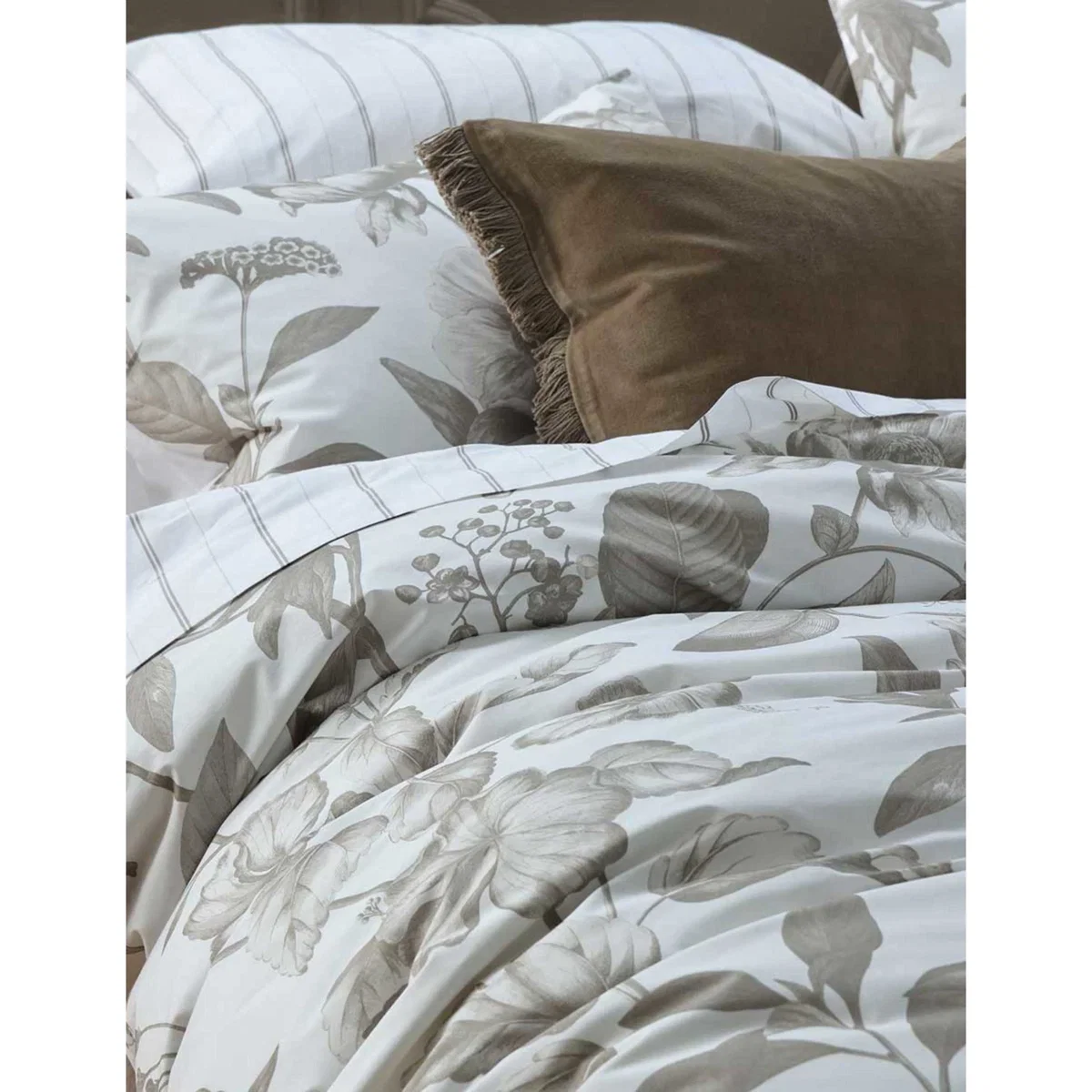 MM Linen Pure Cotton Botanical Floral Duvet Set Natural – image 4