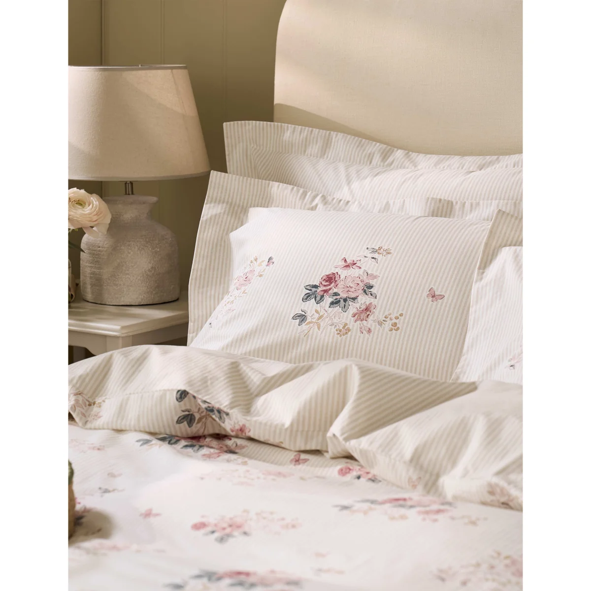 Sophie Allport 200 Thread Count Vintage Rose Bedding Set Beige Mix – image 2