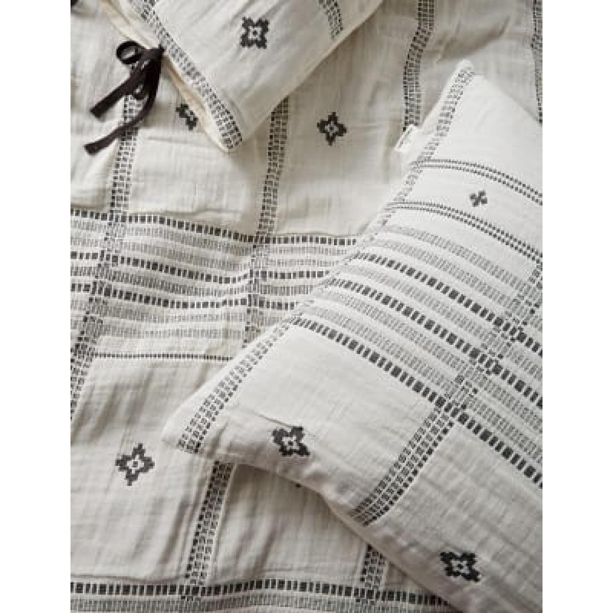 M&S X Fired Earth Casablanca Collection Kubba Woven Bedding Set - 5FT - Grey, Grey – image 3