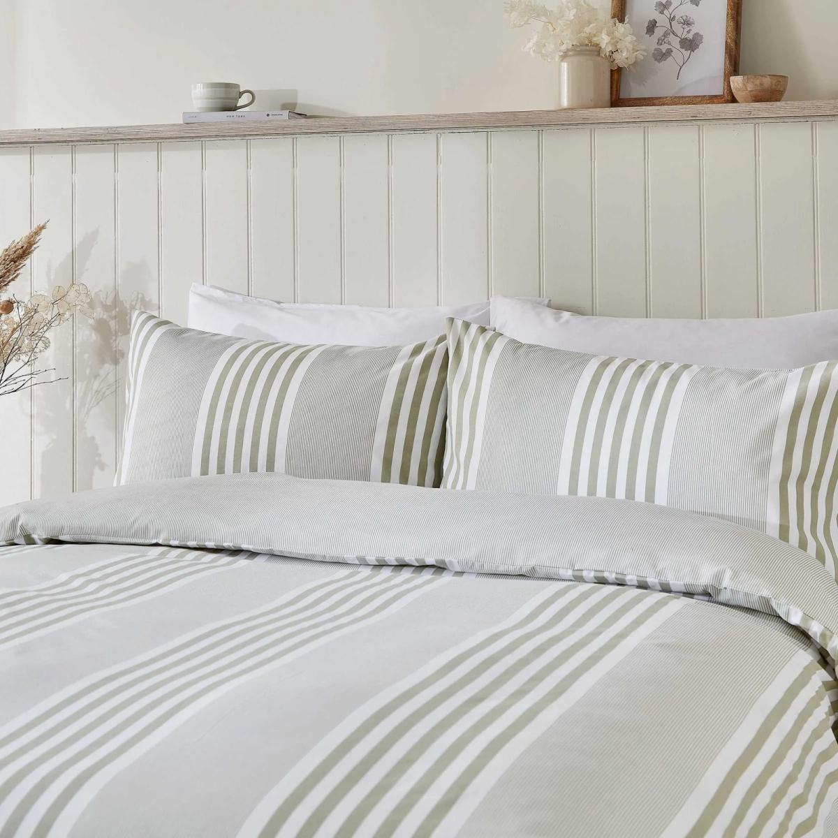 Helena Springfield Hannah Duvet Set - Sage Green - Super King – image 2
