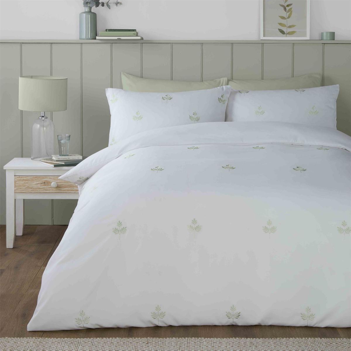 Serene Emily Embroidery Duvet Set - White/Green - King – image 1