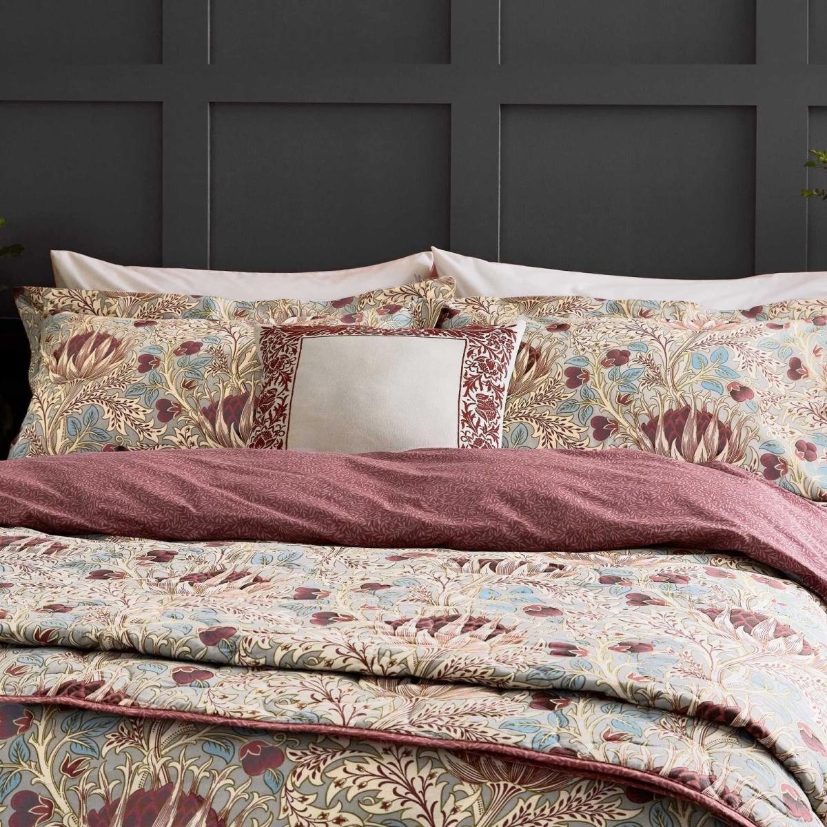 Morris and Co Artichoke Duvet Set - Dove Grey and Wine - King In GreyWine – image 2