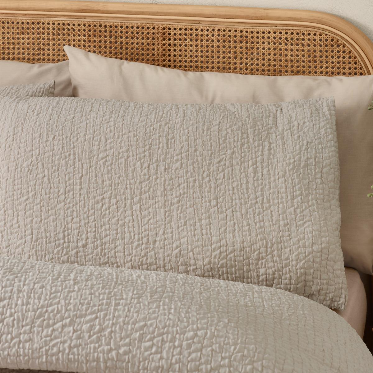 Catherine Lansfield Crinkle Seersucker Duvet Set - Natural - King – image 2