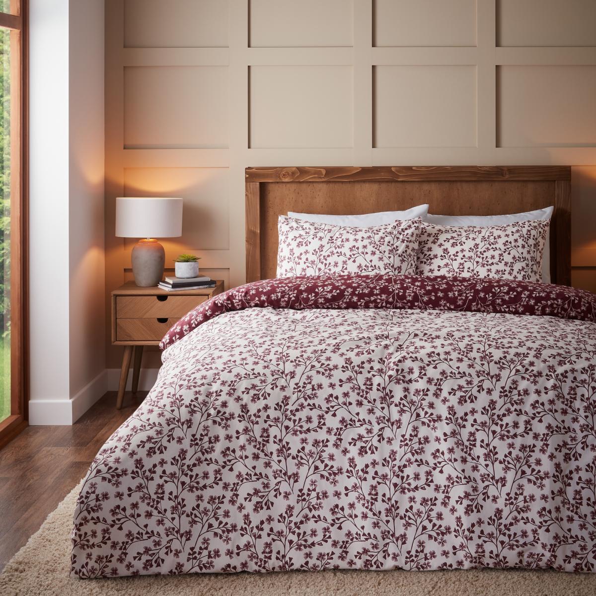 Catherine Lansfield Brushed Grace Floral Leaf Duvet Set - Red - King – image 2