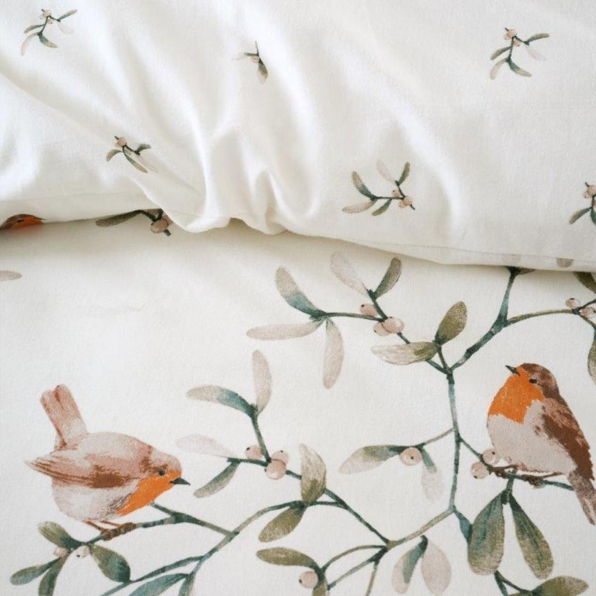 Catherine Lansfield Snowy Penguin Brushed Cotton Duvet Set - King In White – image 3