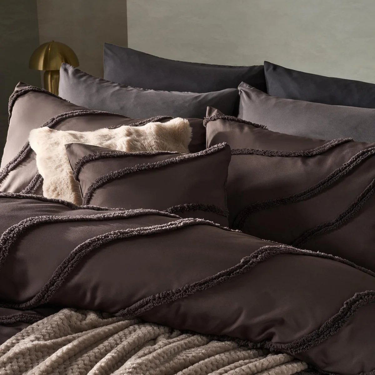 OHS Tufted Contour Duvet Set - Coffee / 1.28kg – image 1