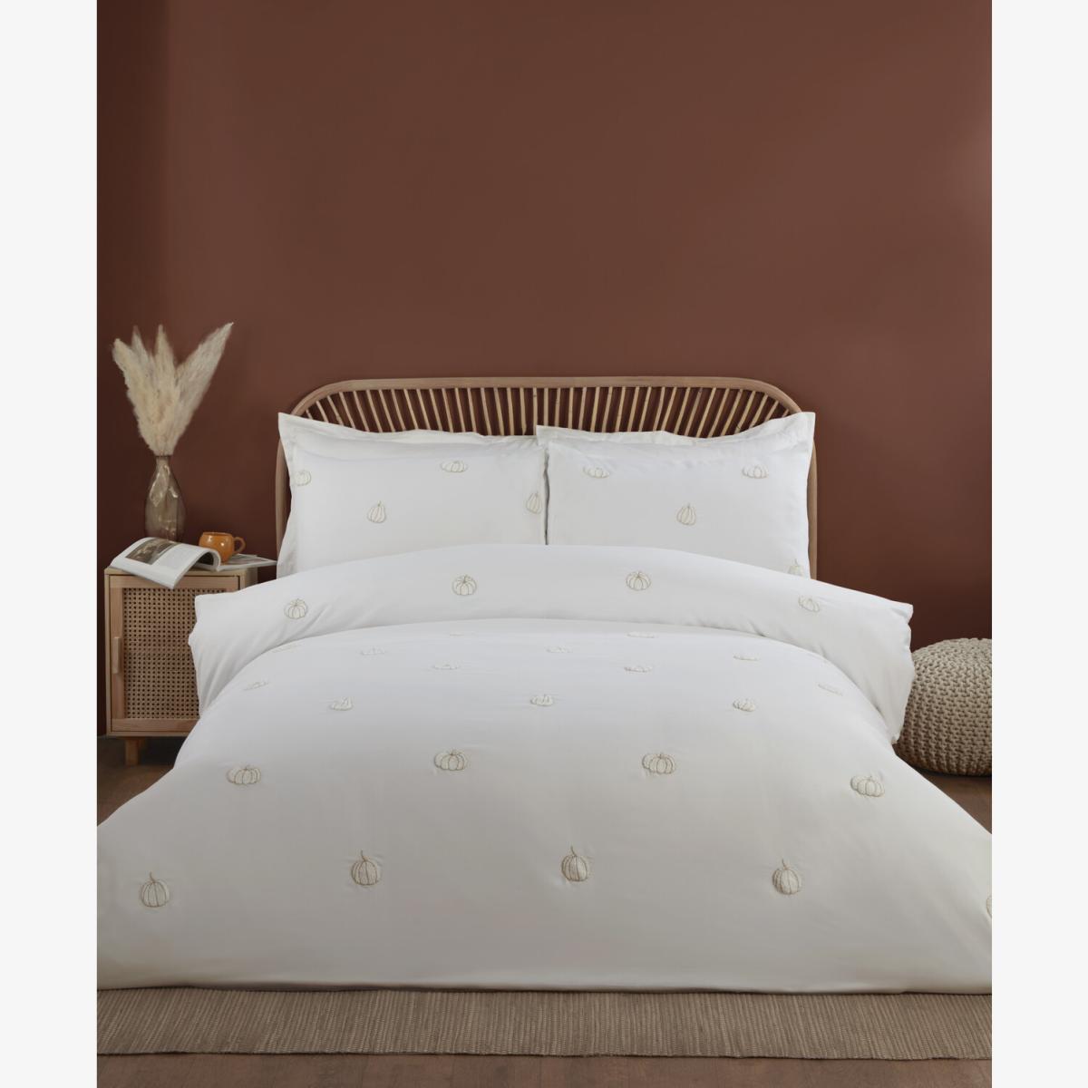 Pumpkin Duvet Cover and Pillowcase Set - White / Superking