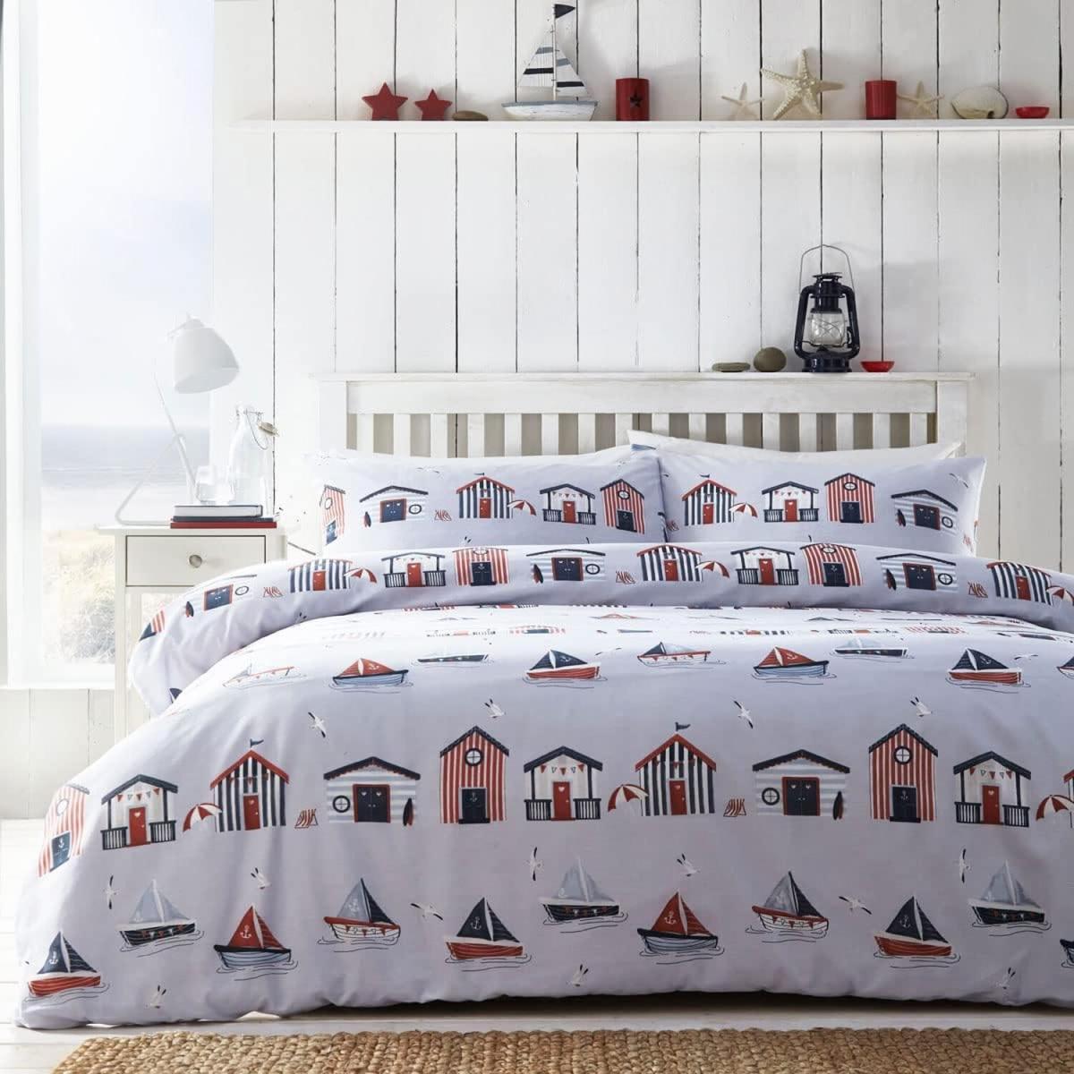Fun Beach Huts Easycare Polycotton Duvet Set - Multi / 1.02kg / 2 Pillowcases