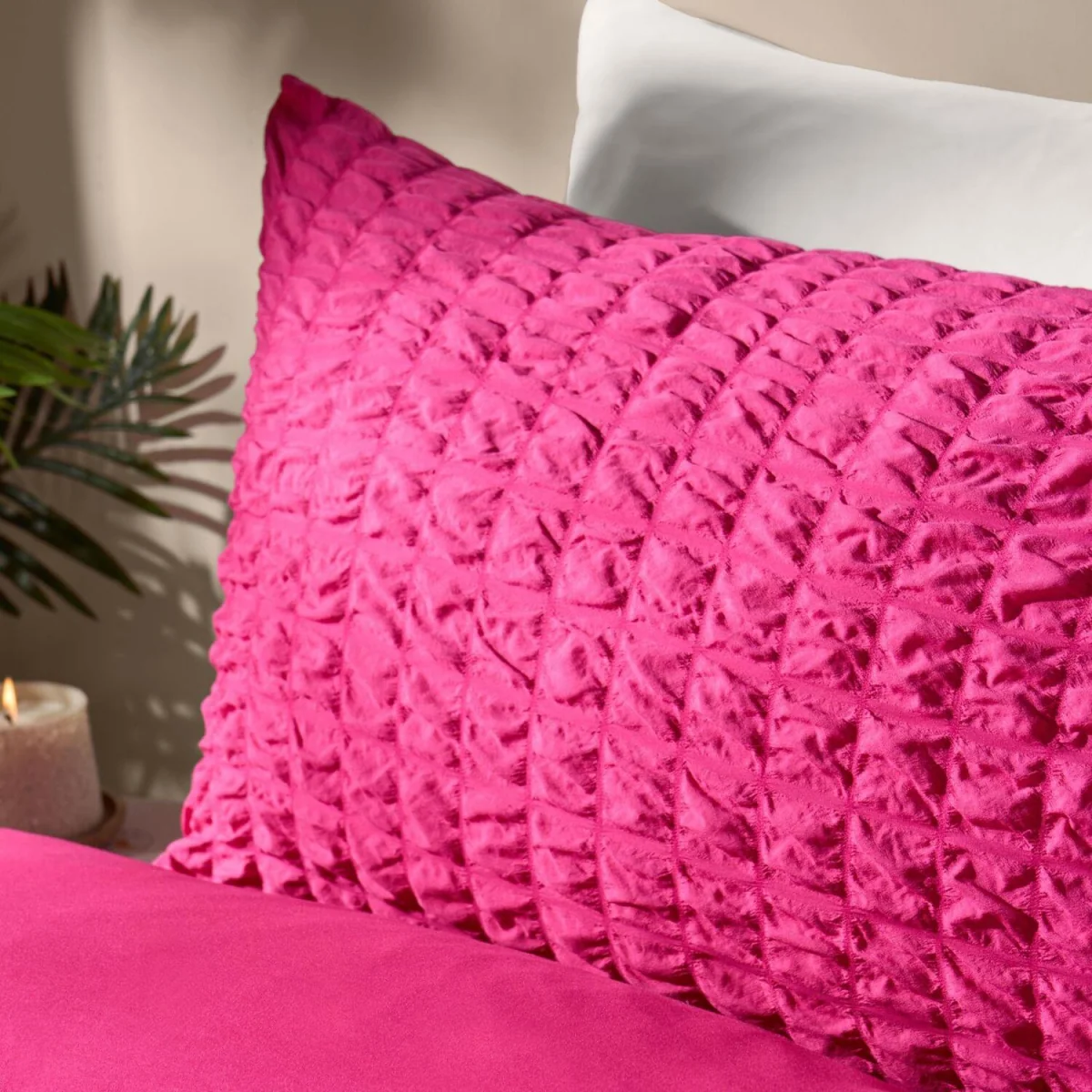 OHS Seersucker Duvet Set - Hot Pink / 1.27kg – image 2