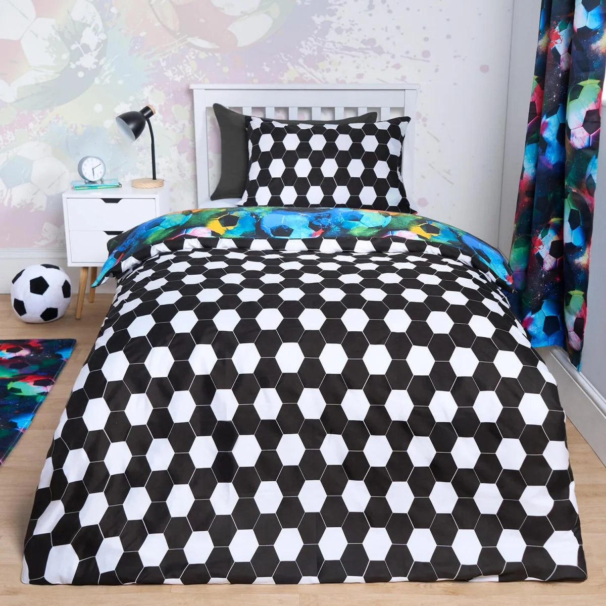 OHS Reversible Football Duvet Set - Neon – image 5