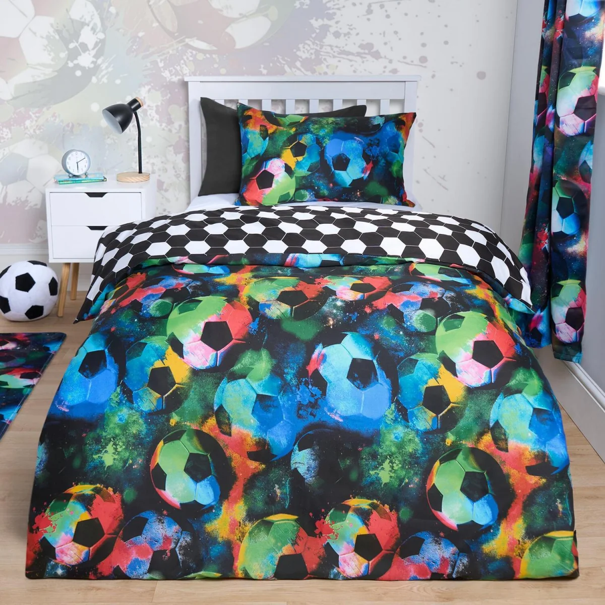OHS Reversible Football Duvet Set - Neon – image 1