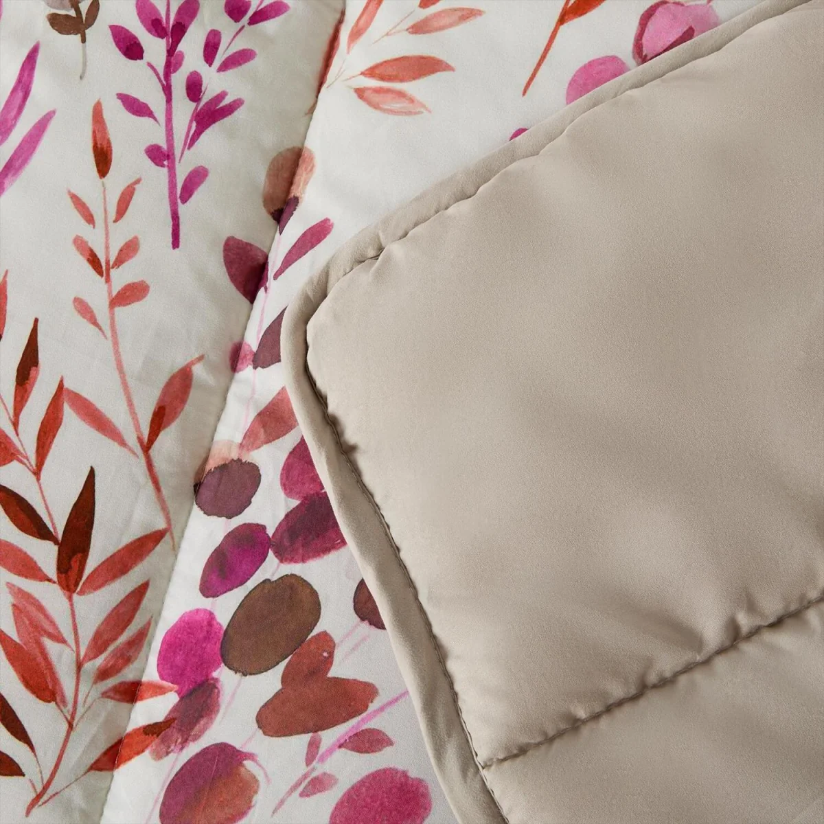 OHS Floral Print Coverless 10.5 Tog Duvet Set - Burgundy - Double – image 4