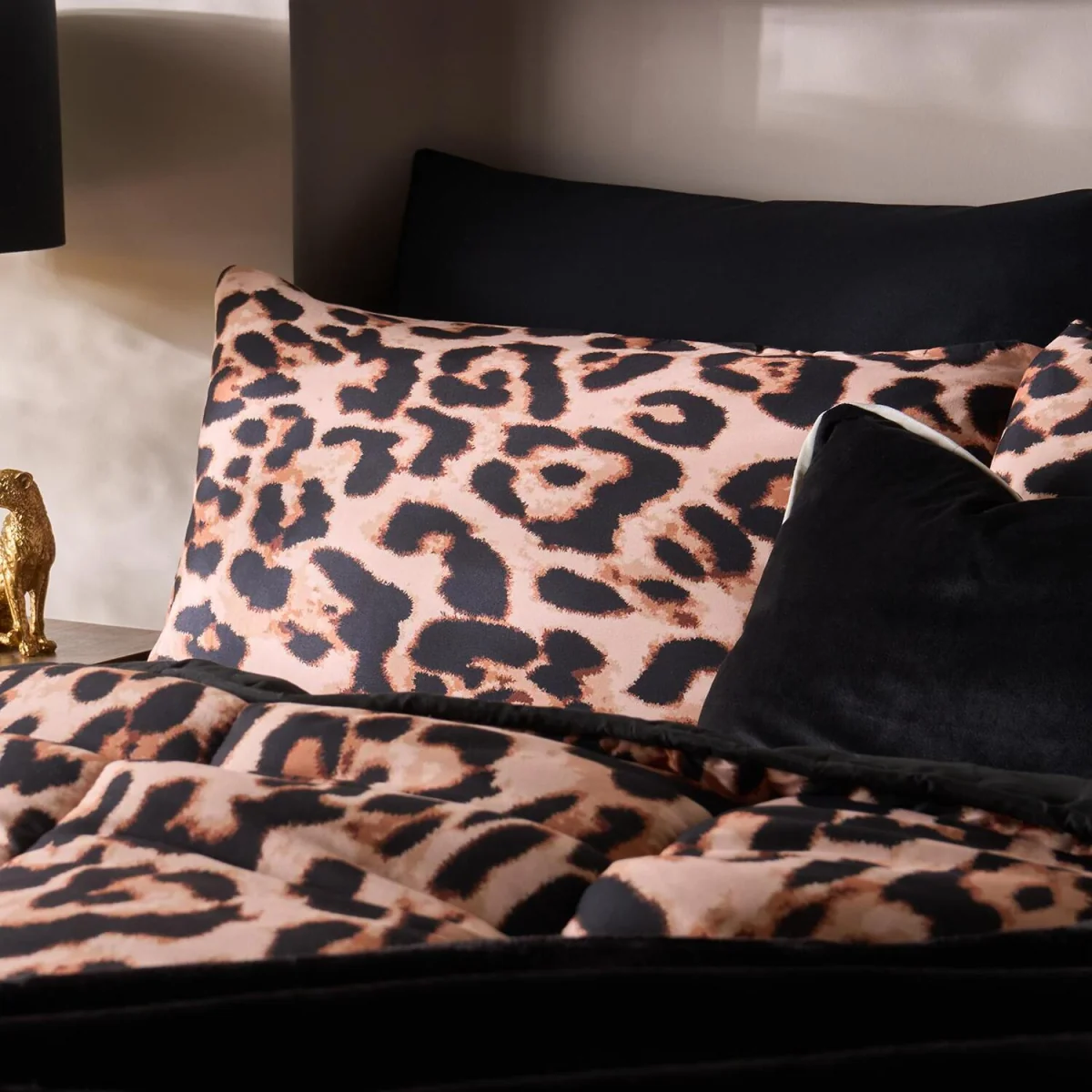 OHS Leopard Print Coverless 10.5 Tog Duvet Set - Natural / 3kg – image 3