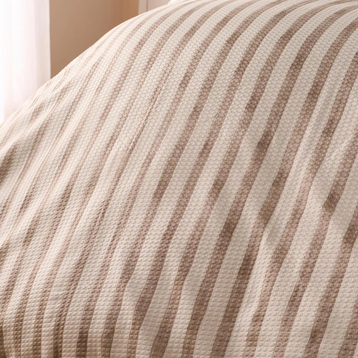 OHS Waffle Watercolour Stripe Duvet Set - Stone / 1.1kg – image 4