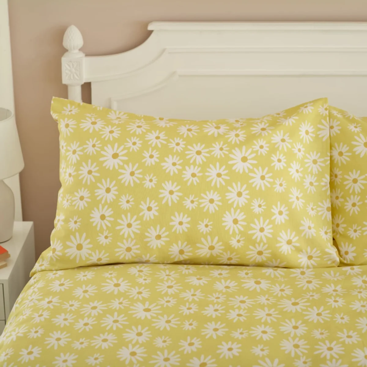 Lazy Daisy Cotton Blend Duvet Set - Yellow – image 2