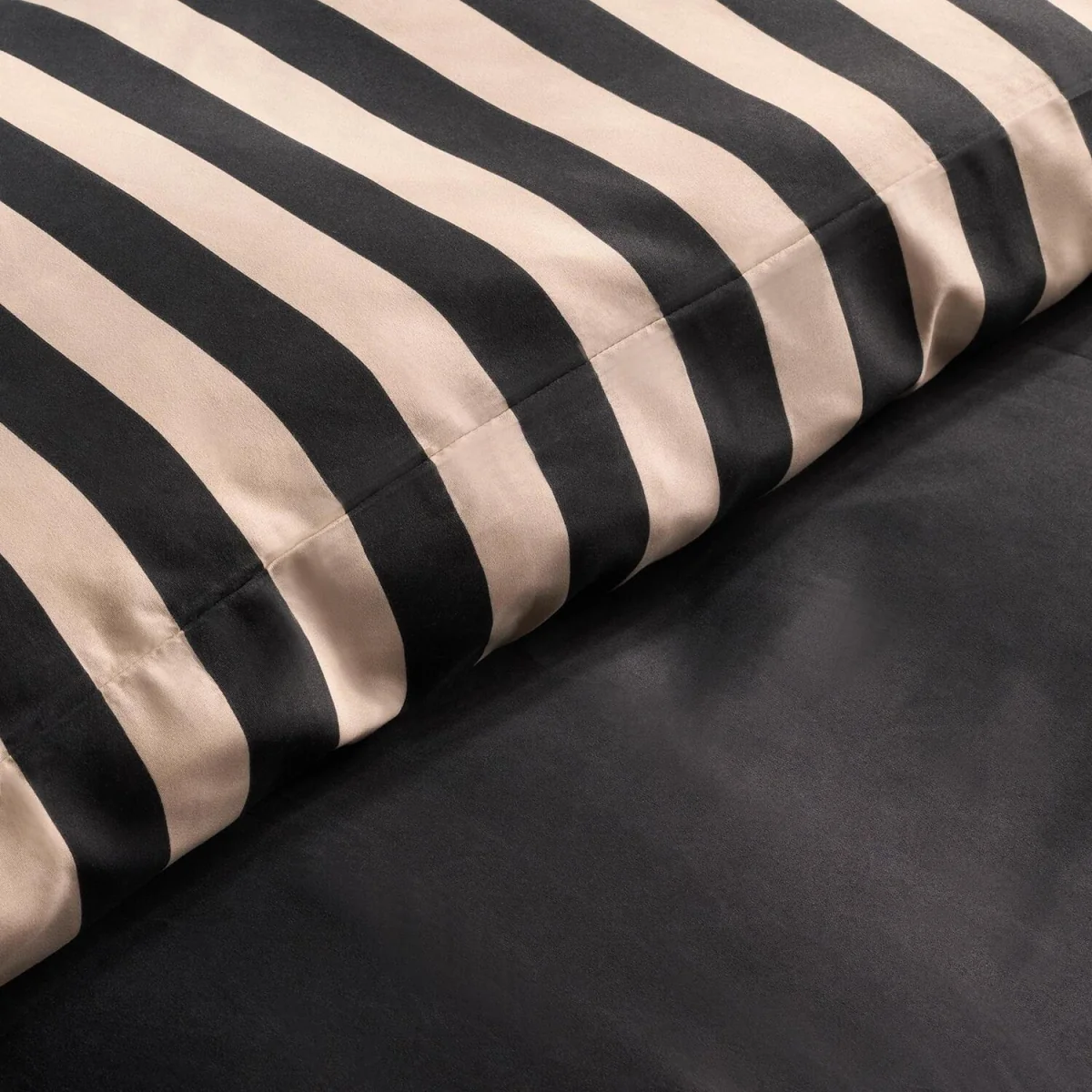 OHS Stripe Edge Duvet Set - Black/Stone / 0.8kg – image 2
