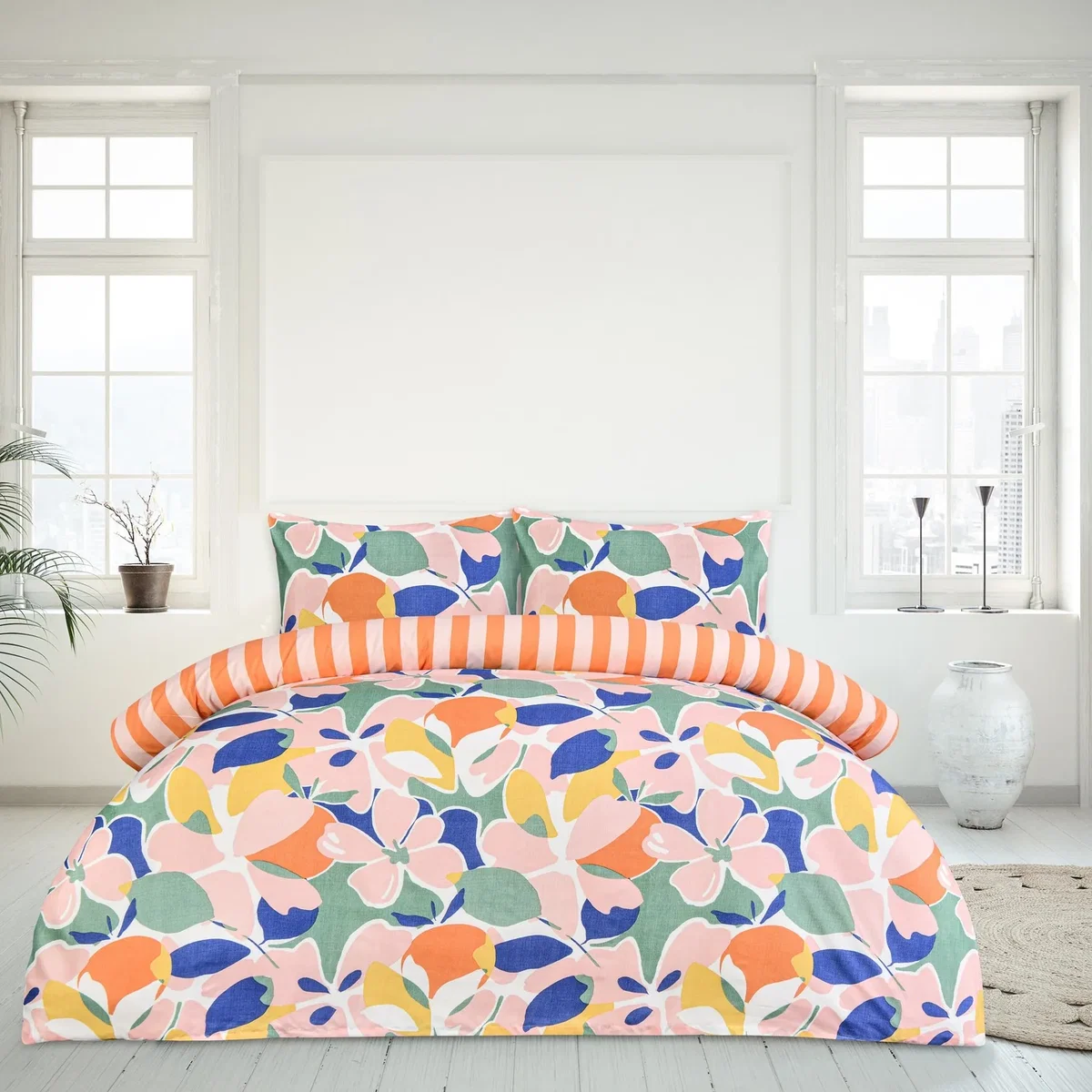 Luxury Super Soft Reversible Abstract Floral Duvet Cover With Pillowcase - Multi / 200cm – image 2