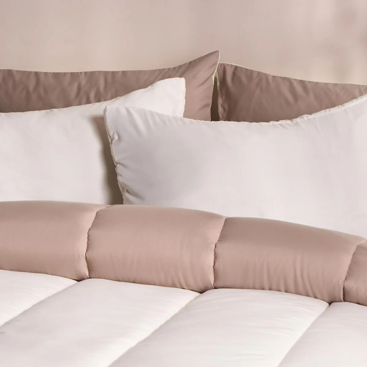 OHS Coverless 10.5 Tog Duvet Set - Hot Pink/Red / Double / 2.5kg / 28cm – image 10