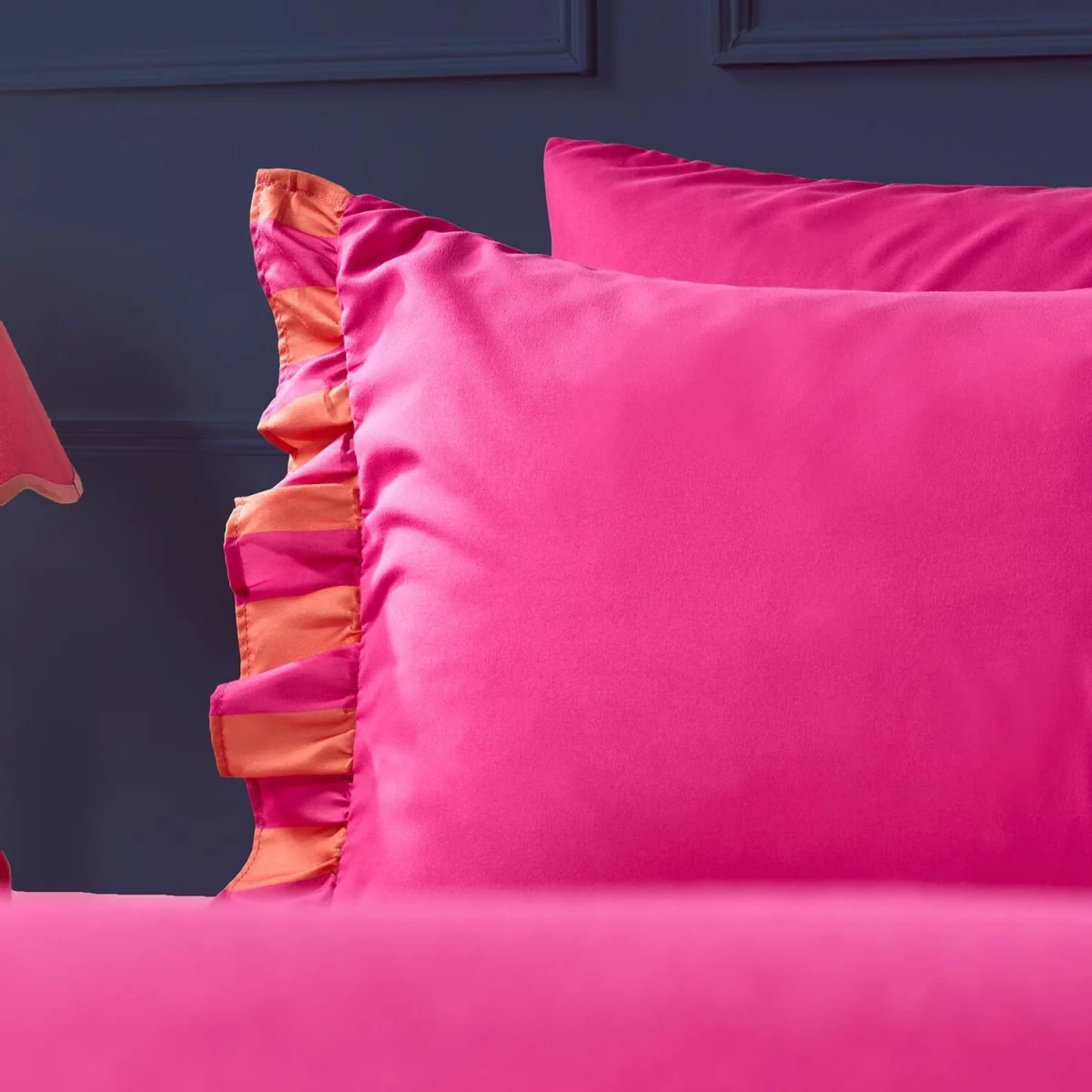 OHS Frill Edge Duvet Set - Hot Pink/Orange / 0.83kg – image 4