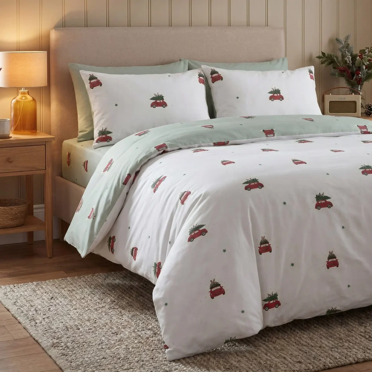 Driving Home Christmas Microfibre Reversible Duvet Cover Bedding Set - White – image 5