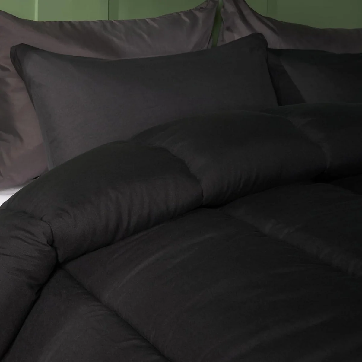 OHS Coverless 10.5 Tog Duvet Set - Black / 56cm / Single / 1.55kg – image 3