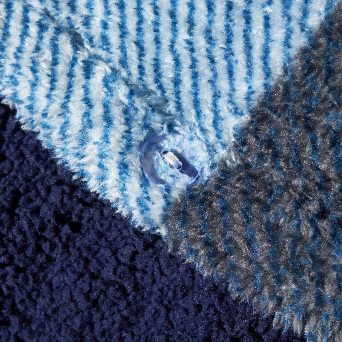 OHS Patchwork Check Teddy Duvet Set - Navy/Grey / 1kg – image 3