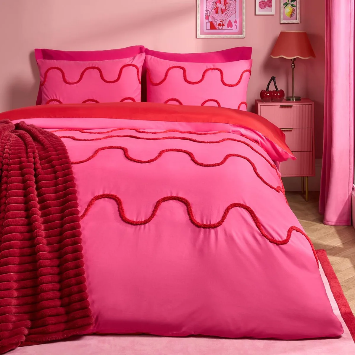 OHS Tufted Wave Duvet Set - Hot Pink/Red / 0.75kg – image 2