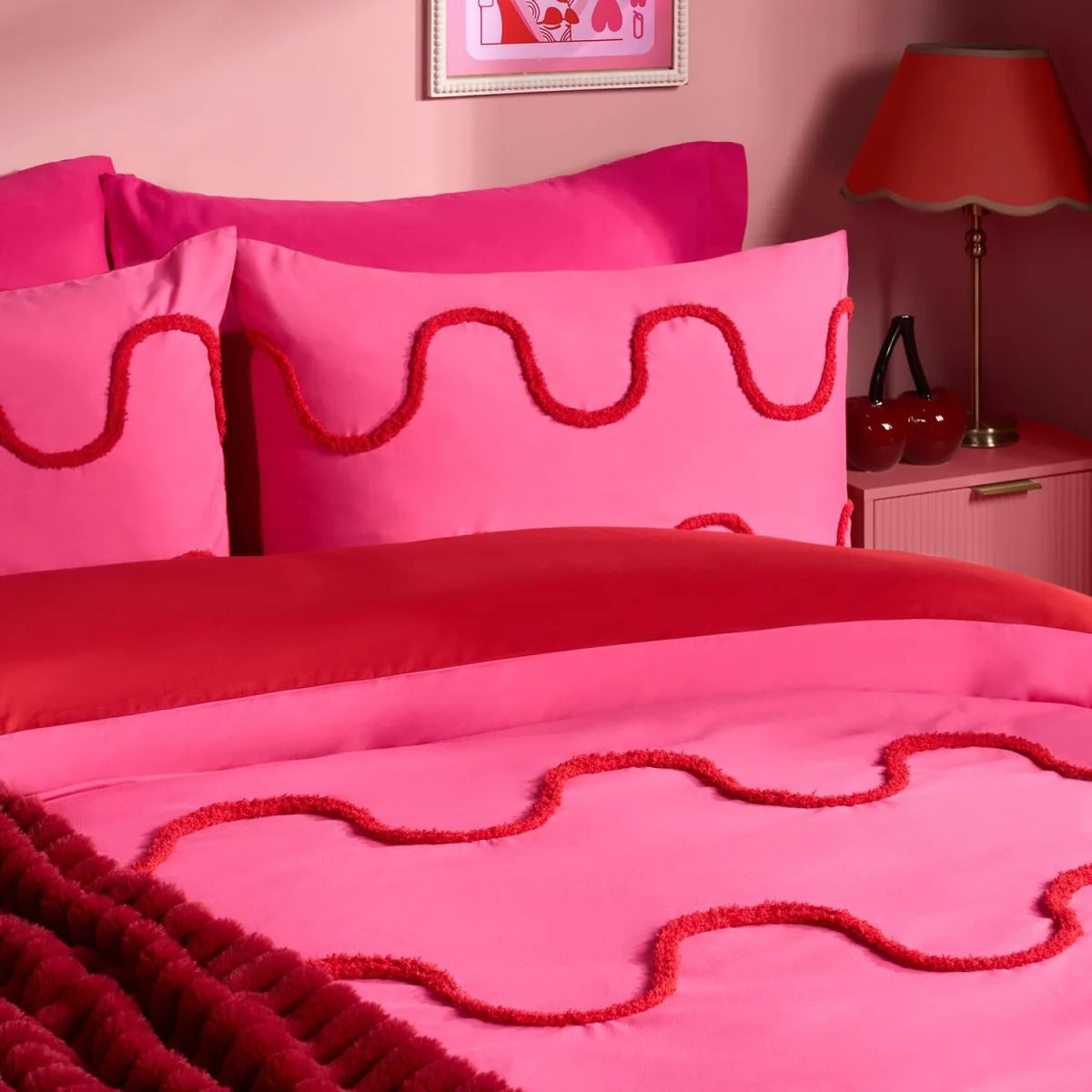 OHS Tufted Wave Duvet Set - Hot Pink/Red / 0.75kg – image 3