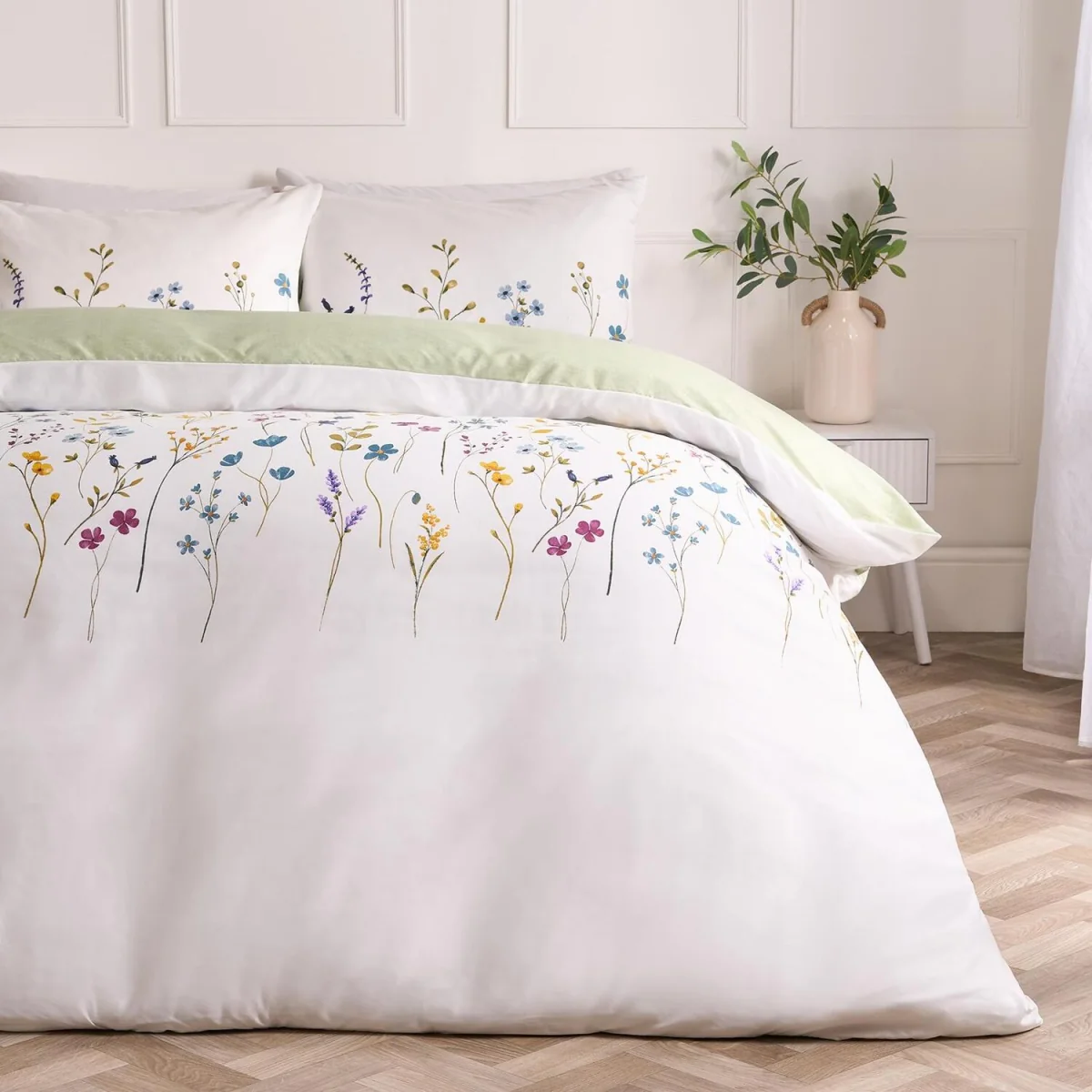OHS Floral Border Duvet Set - Multi / 0.8kg – image 2