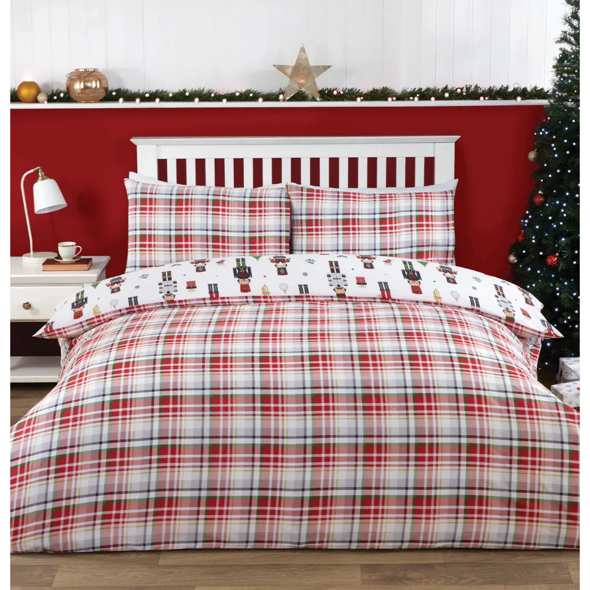 Christmas Nutcrackers Duvet Cover and Pillowcase Set - Single – image 2