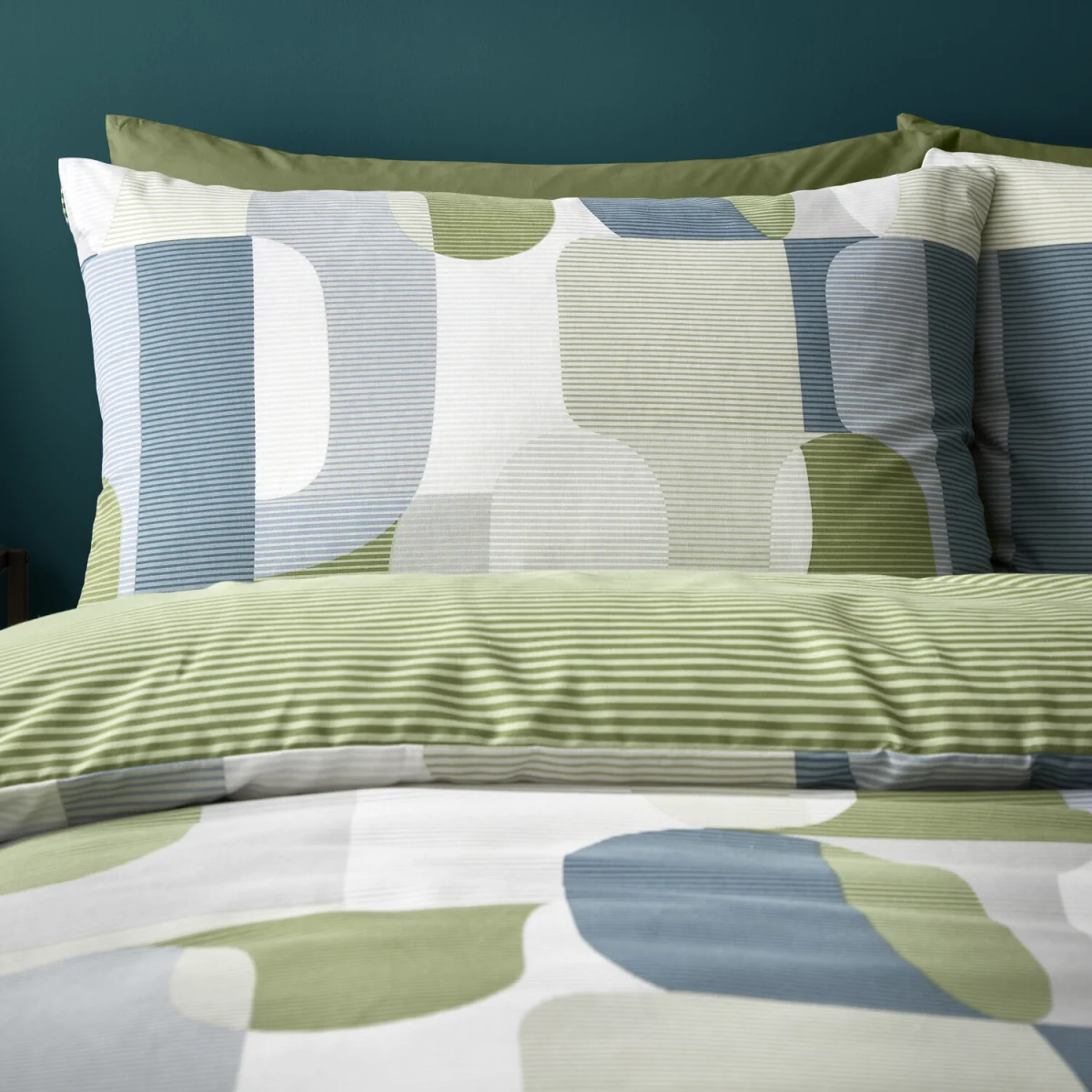 Abstract Geo Bedding Set - King – image 1