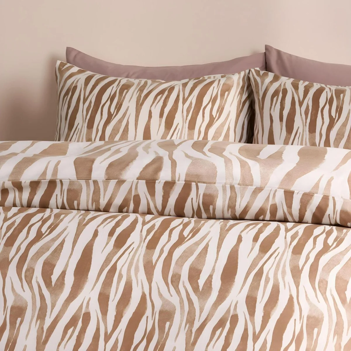 OHS Watercolour Zebra Print Duvet Set - Beige / 0.8kg – image 5
