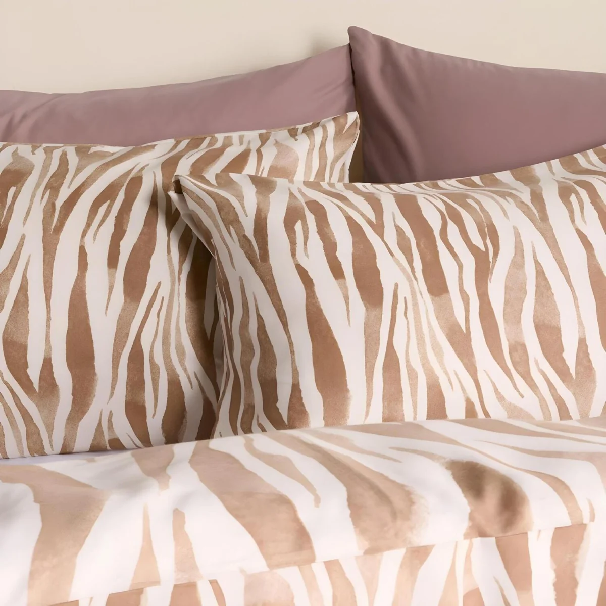 OHS Watercolour Zebra Print Duvet Set - Beige / 0.8kg – image 1