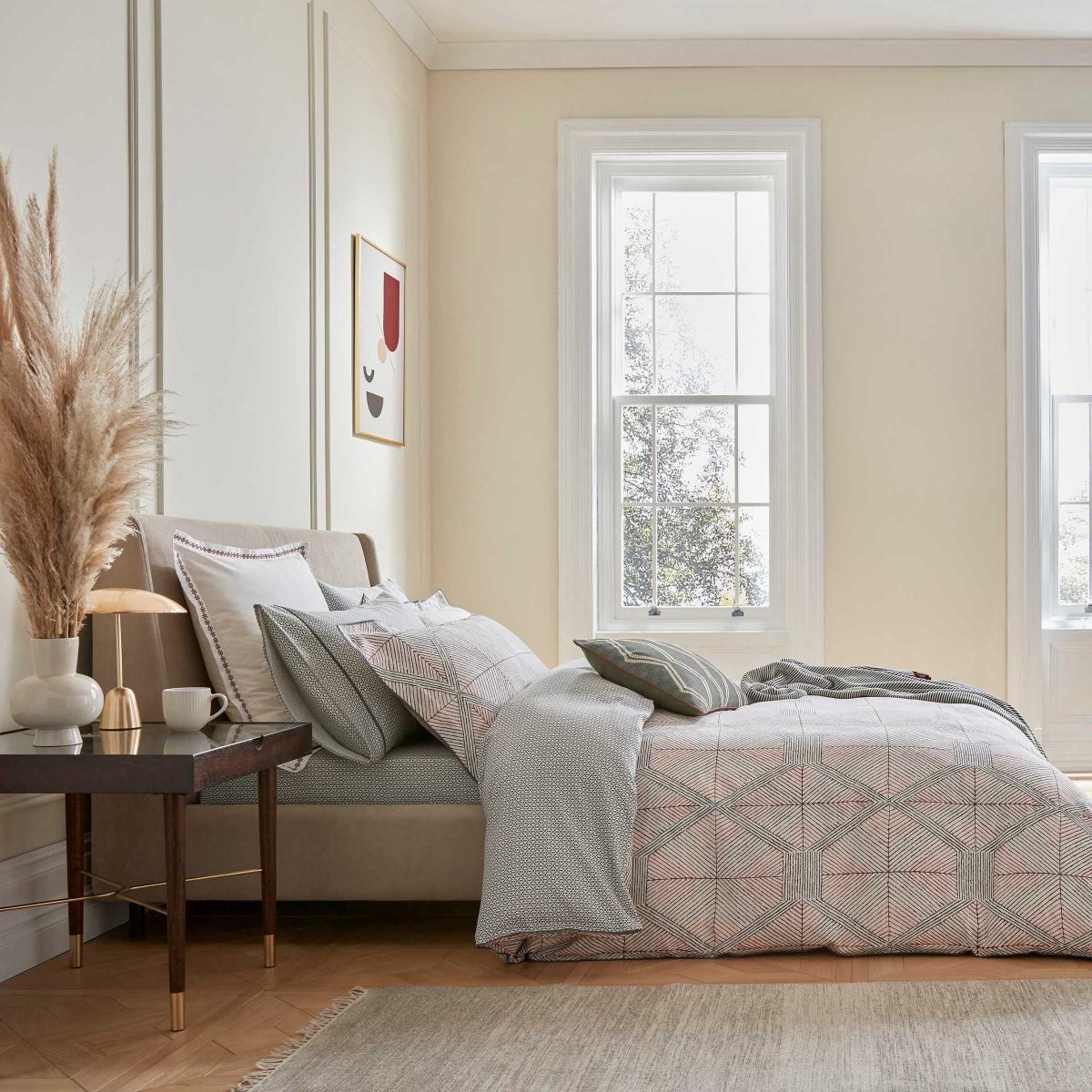 Senko Geometric Stripe Cotton Bamboo Bedding in Sienna Brown – image 2