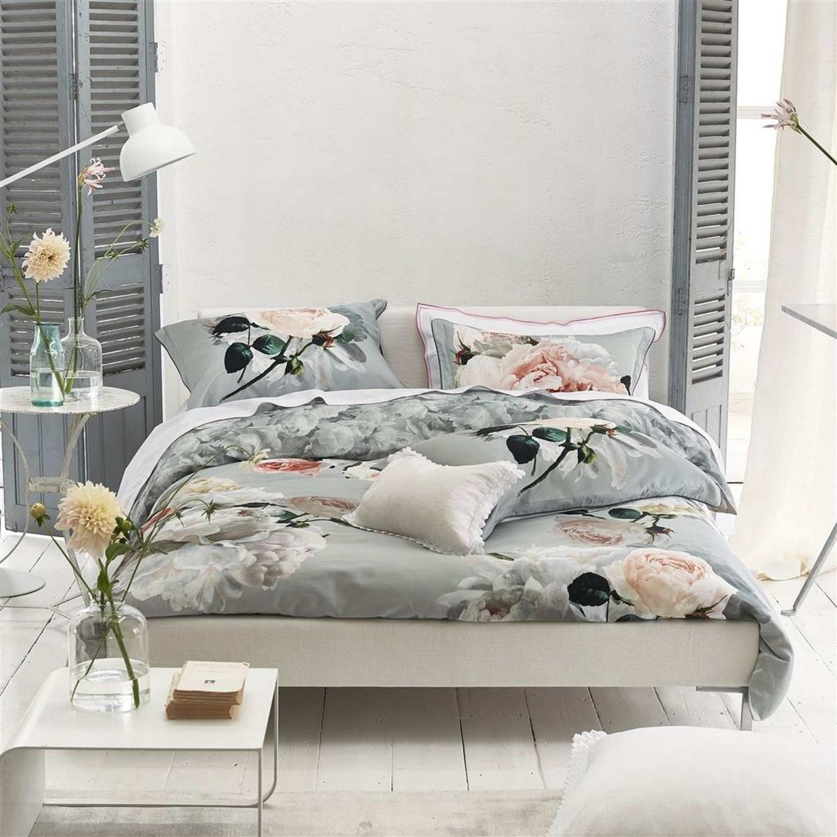 Peonia Grande Floral Bedding in Zinc by Designers Guild – image 2