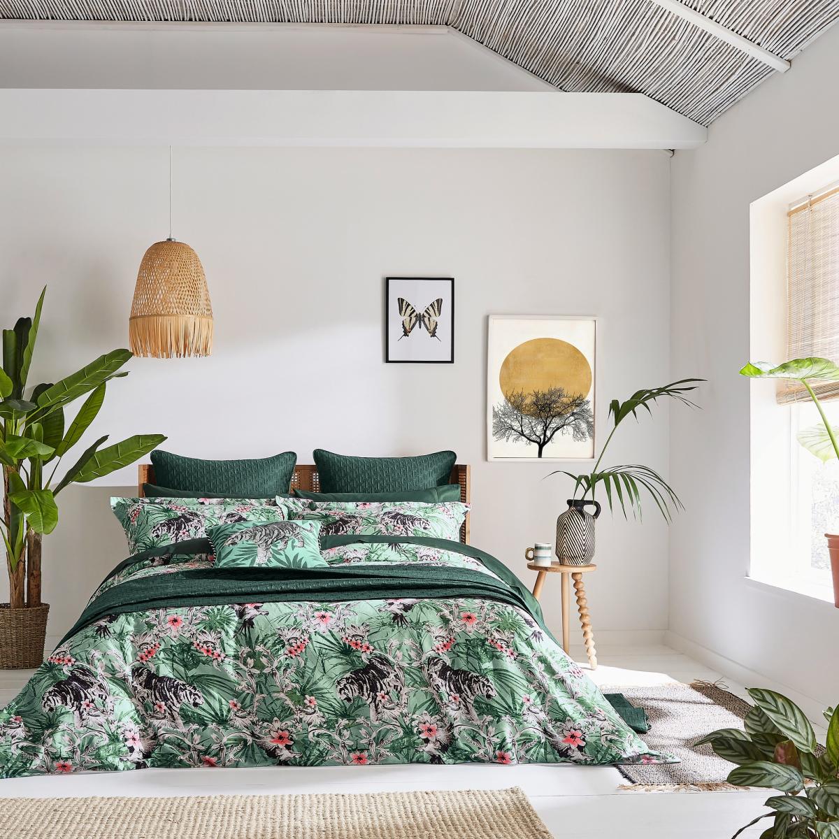 Kingdom Botanical Bedding Duvet Cover and Pillowcase by Ted Baker in Sage Green&nbsp;200x200cm – image 4
