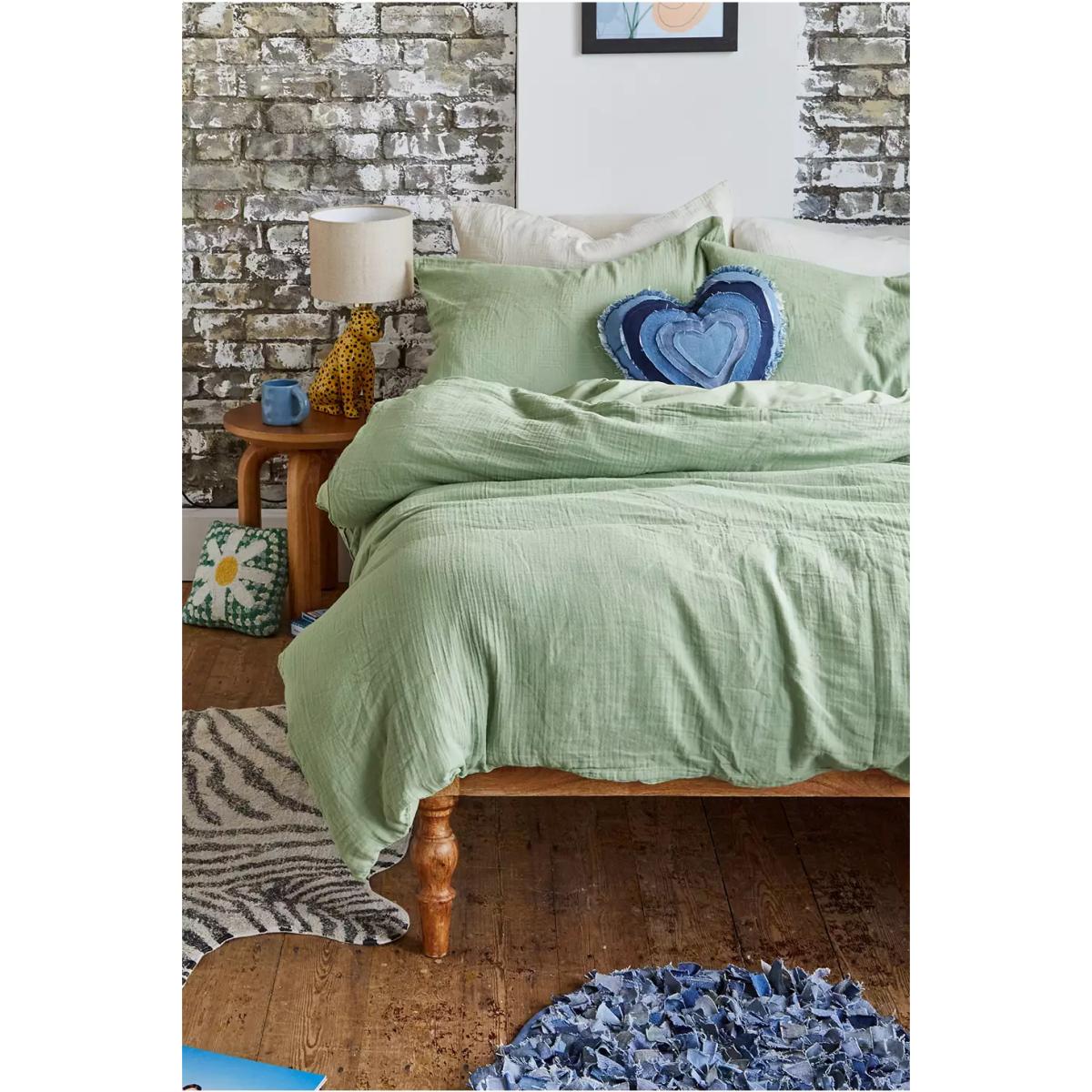 Urban Outfitters Sage Crinkle Duvet Set - Mint Double – image 2
