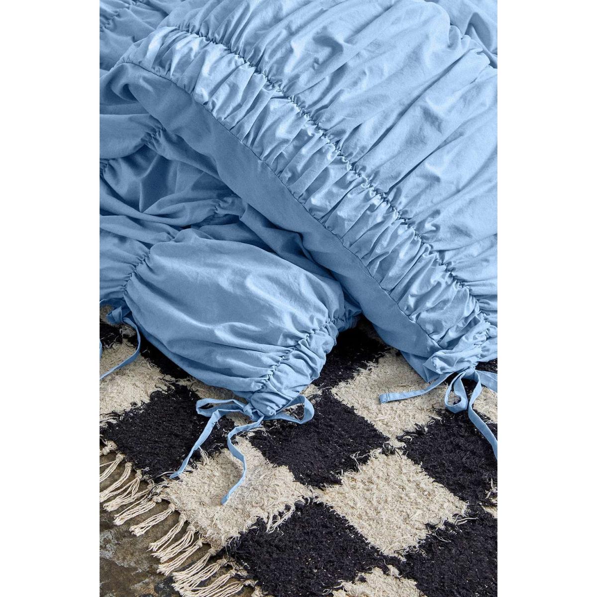 Sky Blue Cinched Duvet Set - Light Blue Double at Urban Outfitters – image 2