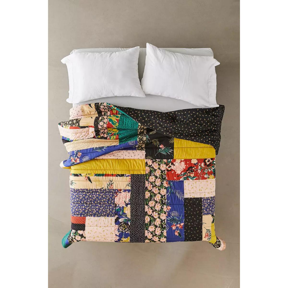 Allyce Patchwork Print Quilt - Assorted ALL at Urban Outfitters – image 3