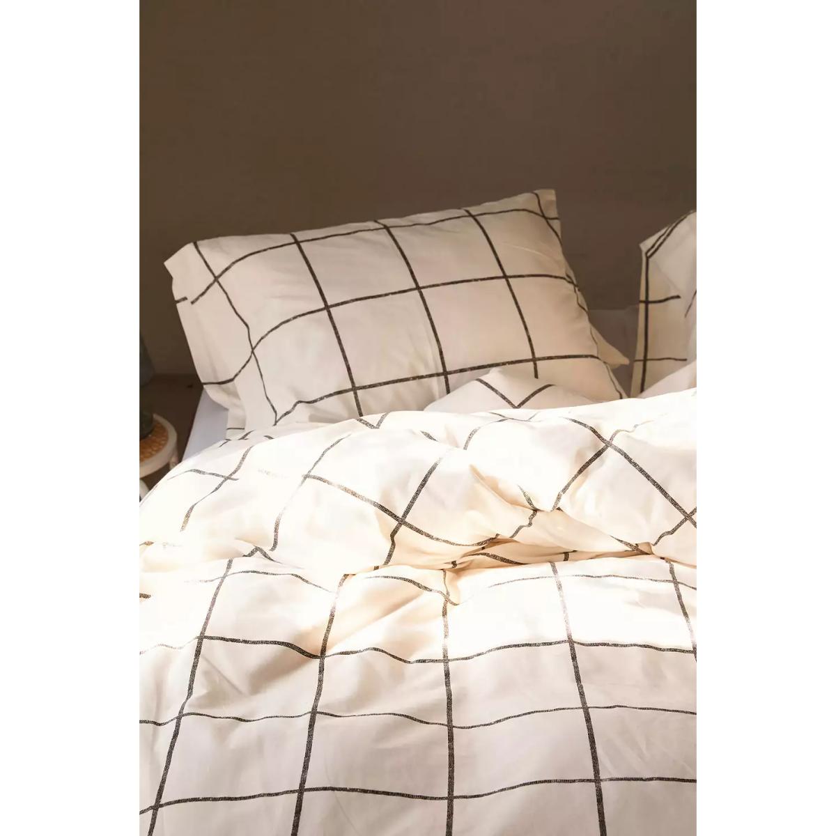Distressed Check Duvet Set - Black DOUBLE at Urban Outfitters – image 4