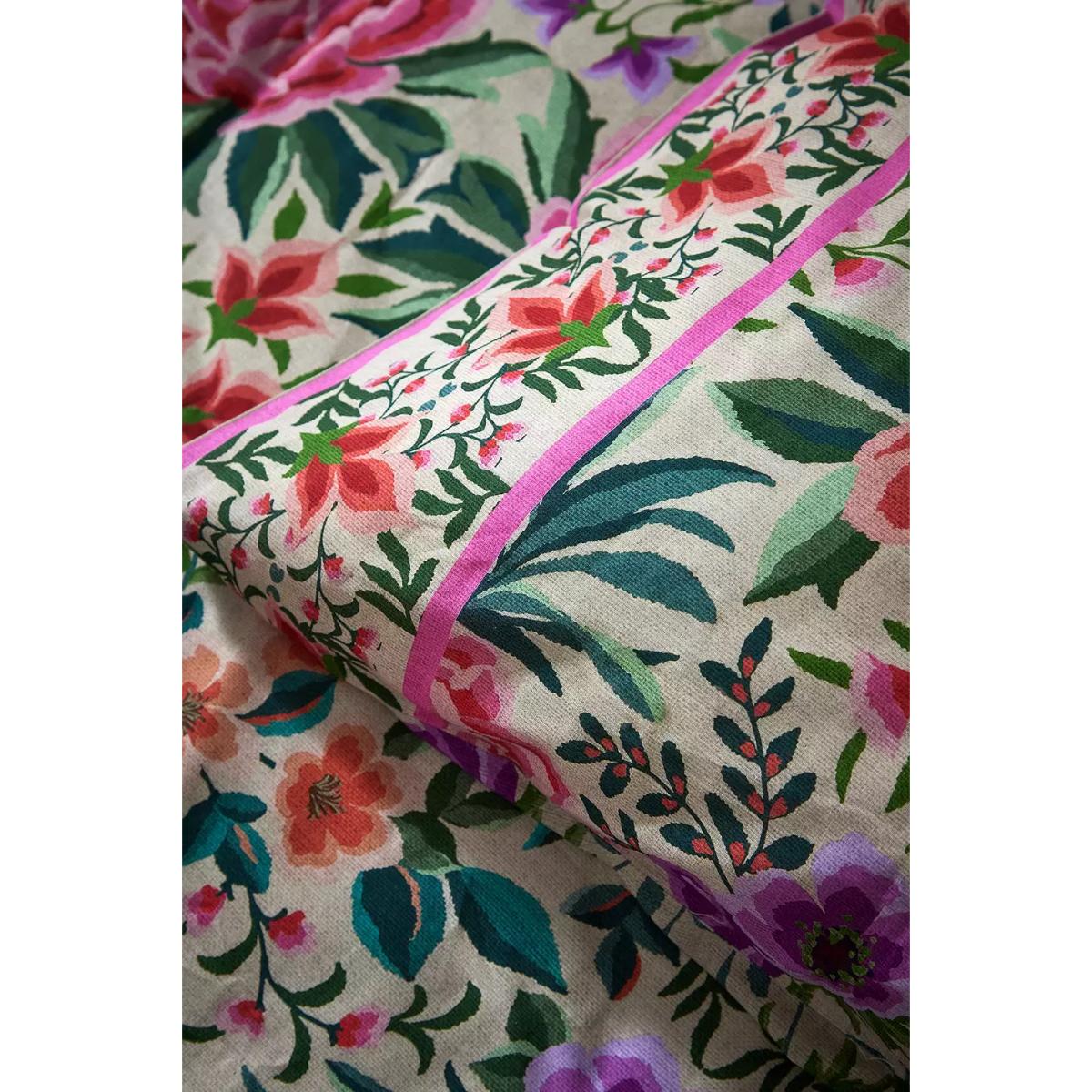 Evelyn Floral Duvet Set - Dark Green King at Urban Outfitters – image 9