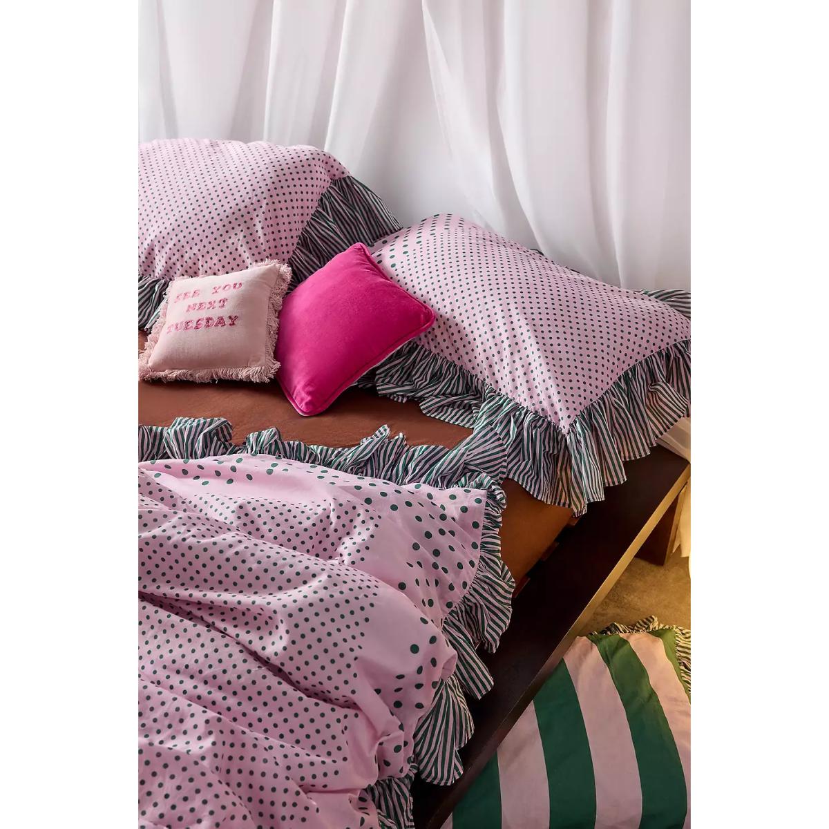 Polka Dot Stripe Ruffle Duvet Set - Pink Double at Urban Outfitters – image 4